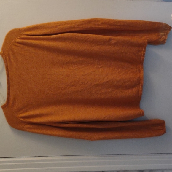 Ladies Cashmere Sweater - Picture 6 of 9